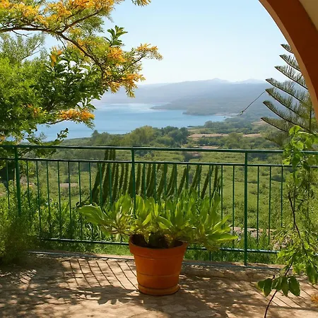Maison De Soleil فيلة سكوبيلو
